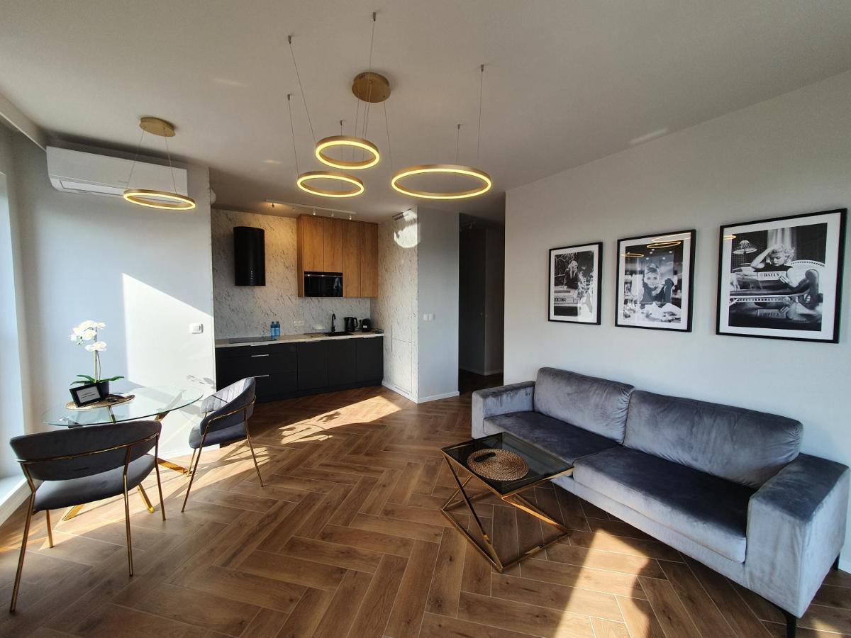 15 Pietro Sokolska 30 Towers Apartments - New - Lux - Parking - Sauna - Gym- And The Best View In 卡托维兹 外观 照片