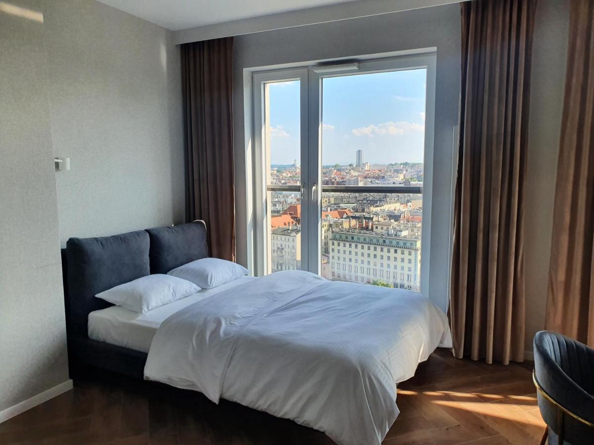 15 Pietro Sokolska 30 Towers Apartments - New - Lux - Parking - Sauna - Gym- And The Best View In 卡托维兹 外观 照片